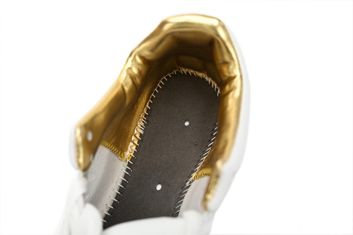 Nike Kobe 8 Protro "METALLIC GOLD"  FV6325-100