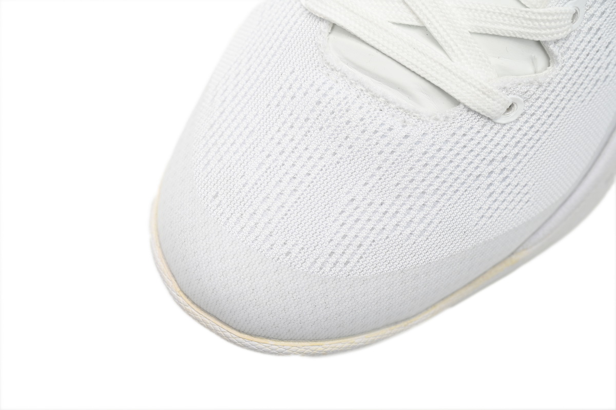 Nike Kobe 8 Protro "METALLIC GOLD"  FV6325-100