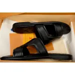  LOUIS VUITTON Oasis Black Embossing