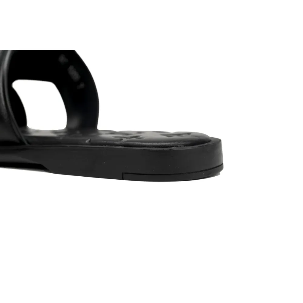  LOUIS VUITTON Oasis Black Embossing
