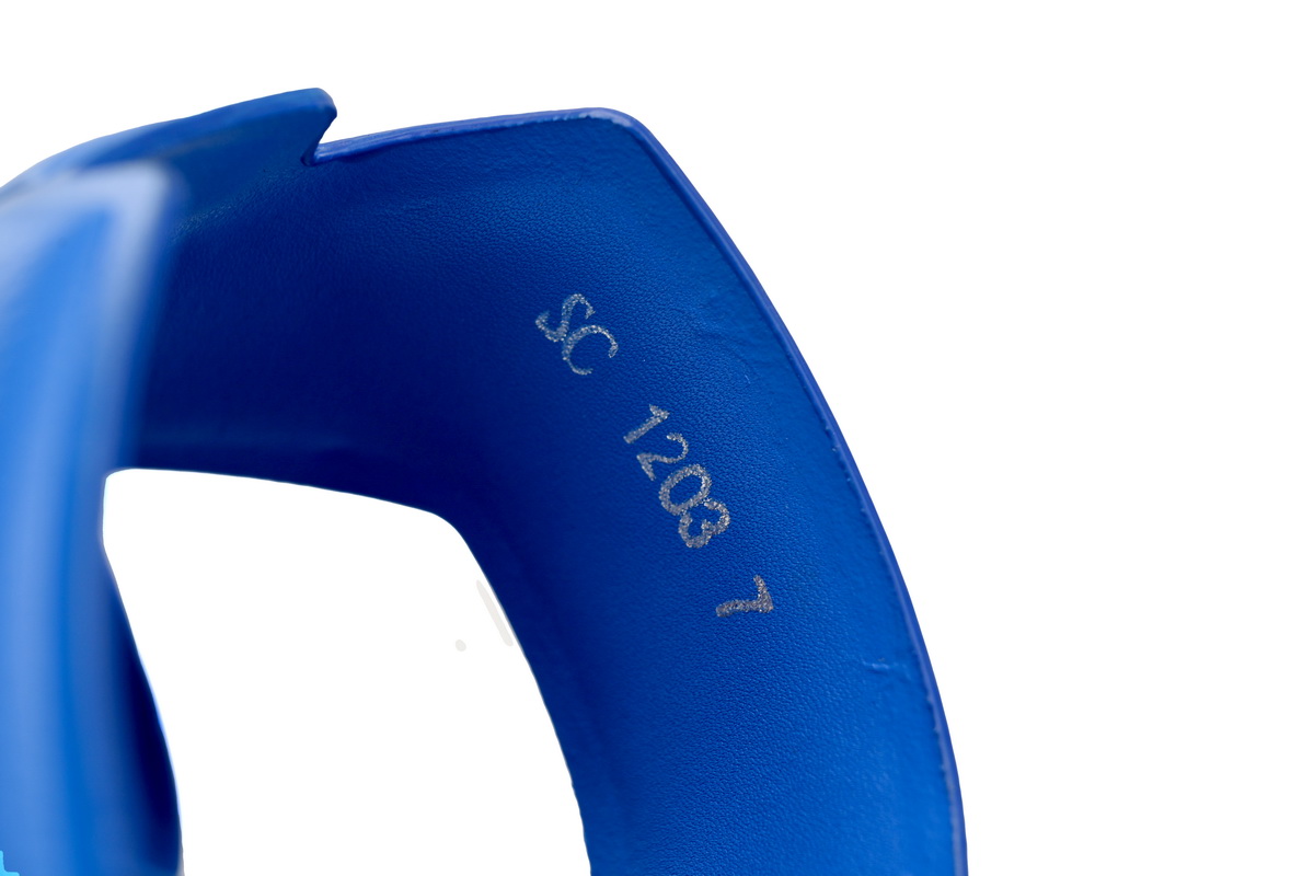  LOUIS VUITTON Oasis Blue Leather Surface