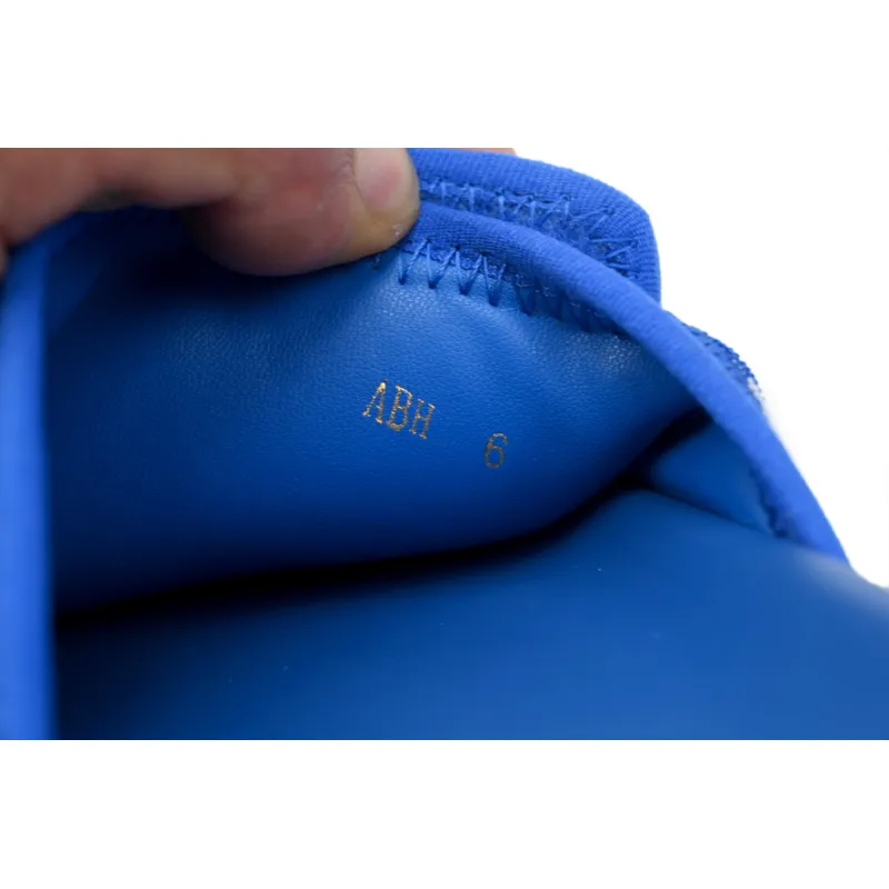 LOUIS VUITTON Miami Velcro Flip Flops Flocking blueslide