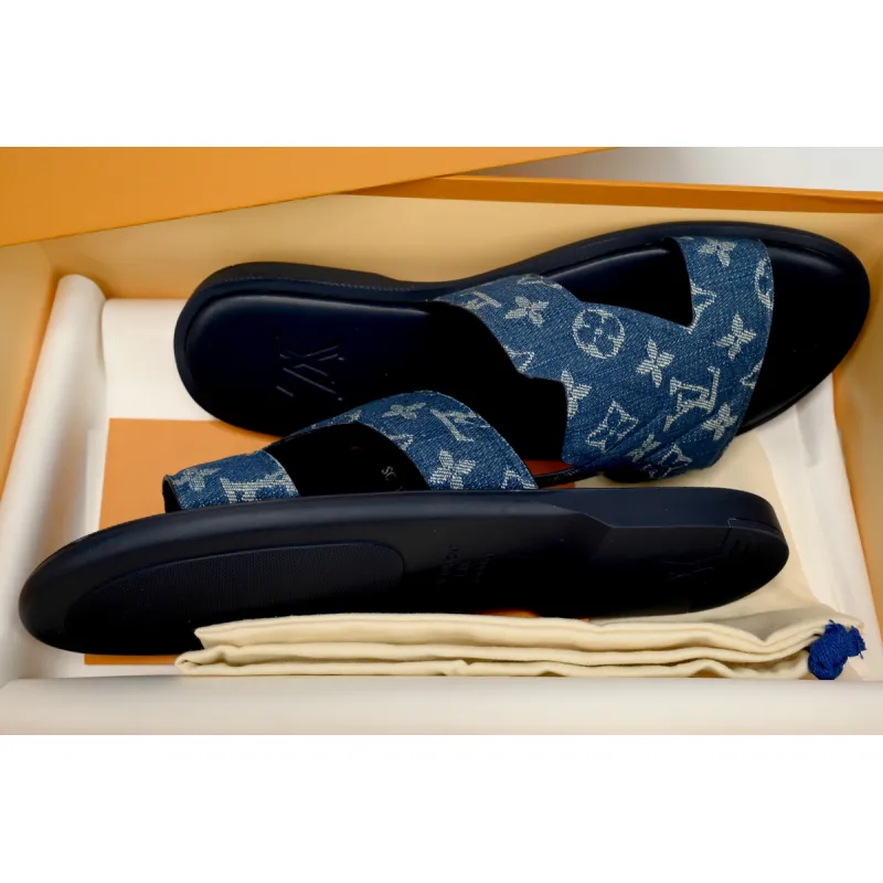 LOUIS VUITTON Oasis Blue Cloth