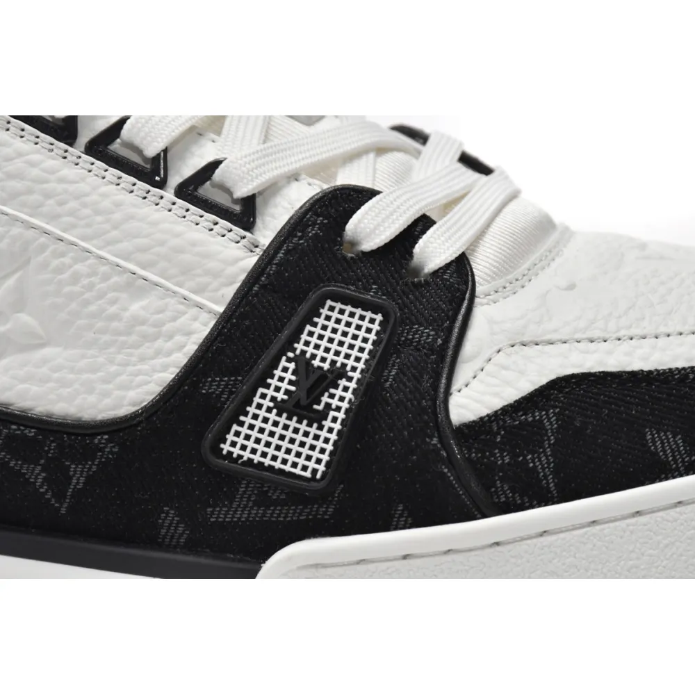 Louis Vuitton Trainer Black And White Cloth Cover VL1202
