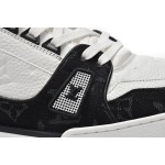 Louis Vuitton Trainer Black And White Cloth Cover VL1202