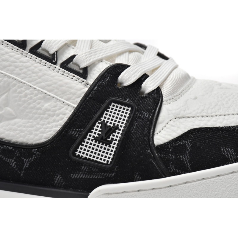 Louis Vuitton Trainer Black And White Cloth Cover VL1202
