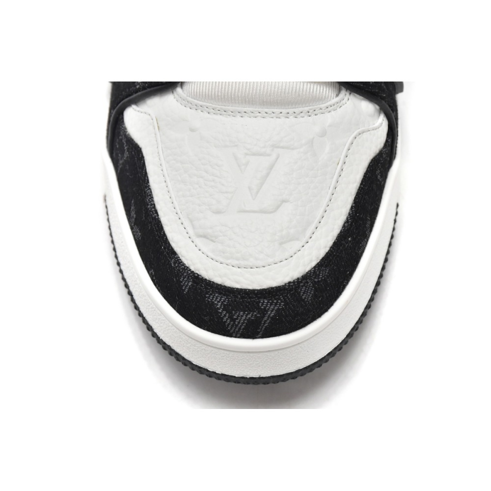 Louis Vuitton Trainer Black And White Cloth Cover VL1202