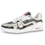 Louis Vuitton Trainer Colored In White Black 1ABLWE