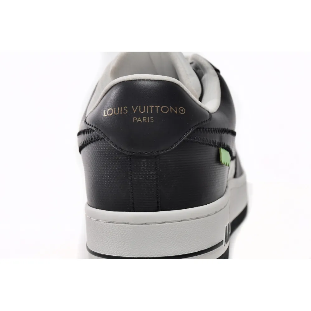Louis Vuitton x Nike Air Force 1 Black White 7108-8