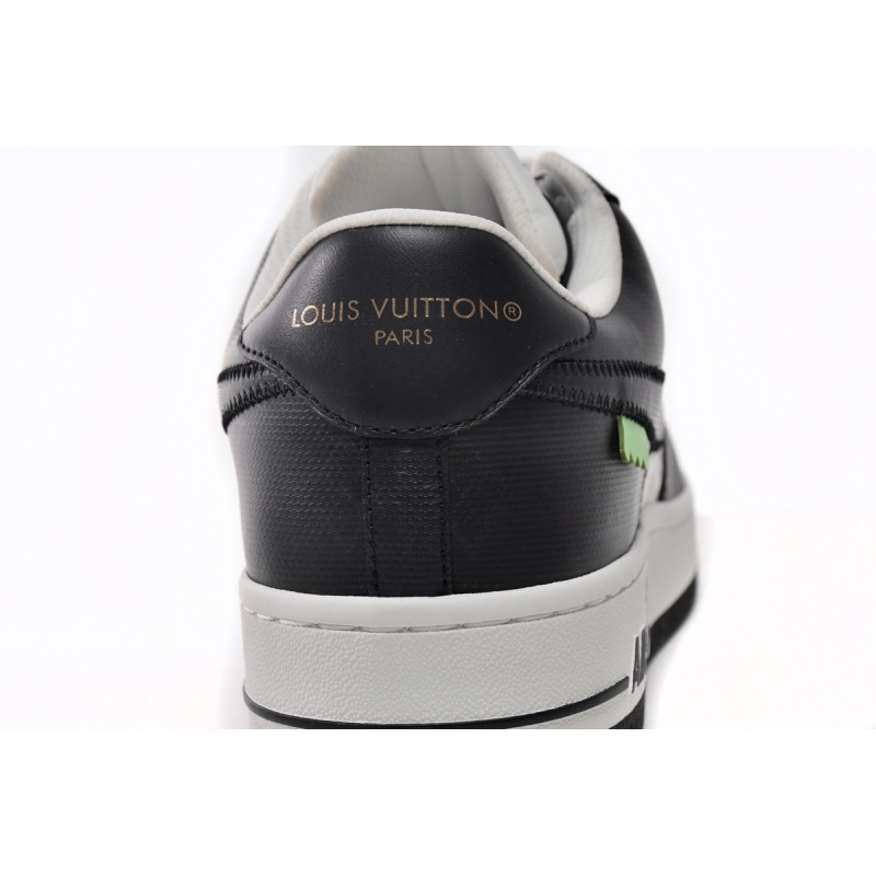 Louis Vuitton x Nike Air Force 1 Black White 7108-8