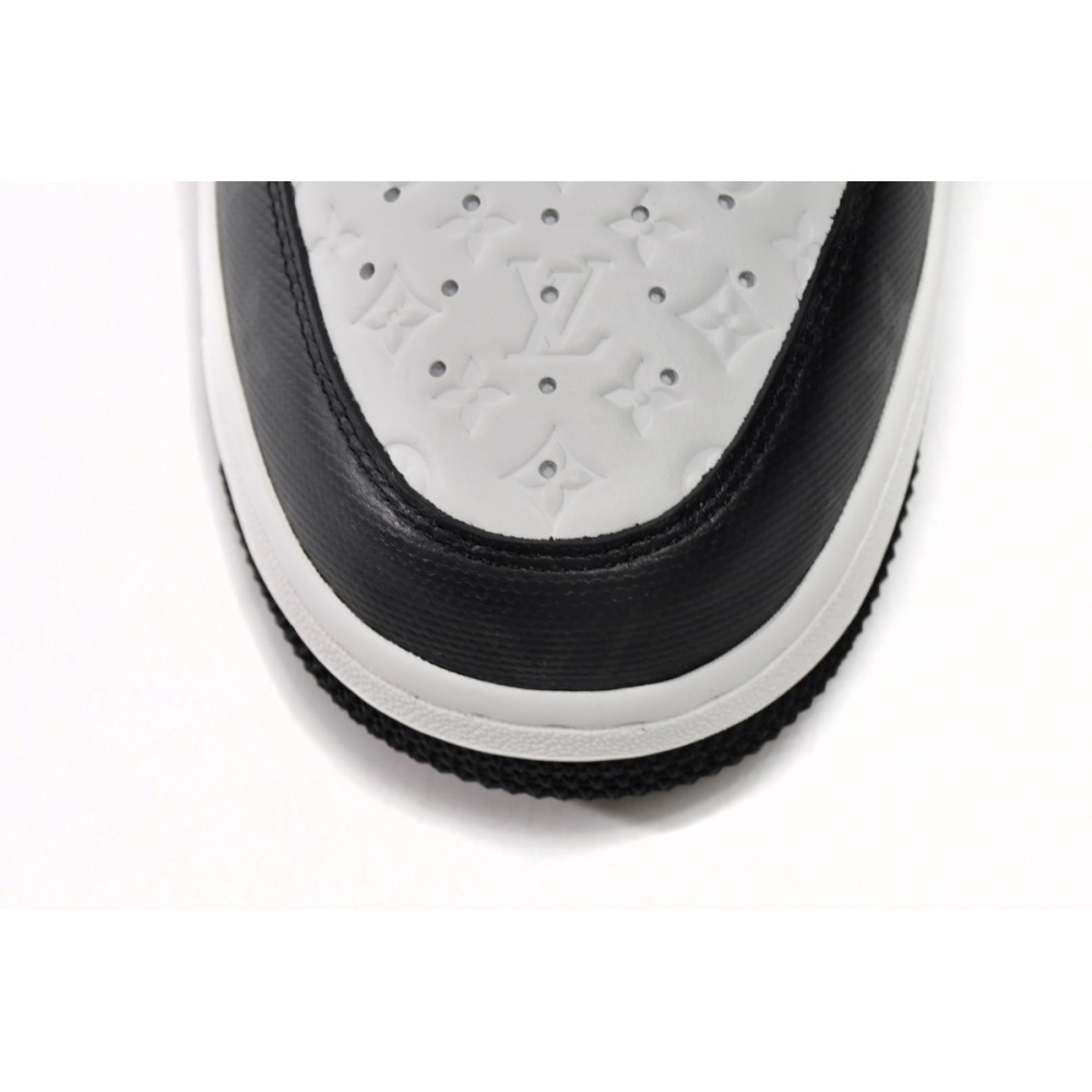 Louis Vuitton x Nike Air Force 1 Black White 7108-8
