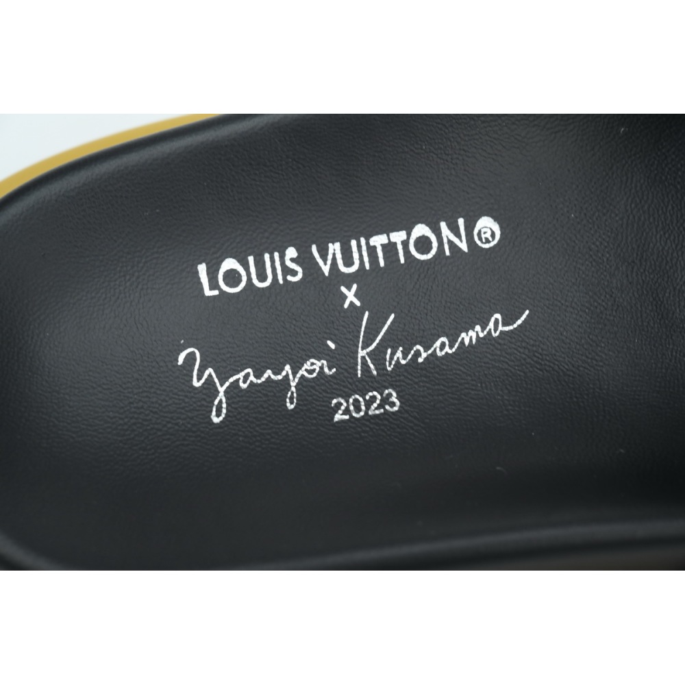Louis Vuitton Pool Pillow Flat Comfort Mule Sun