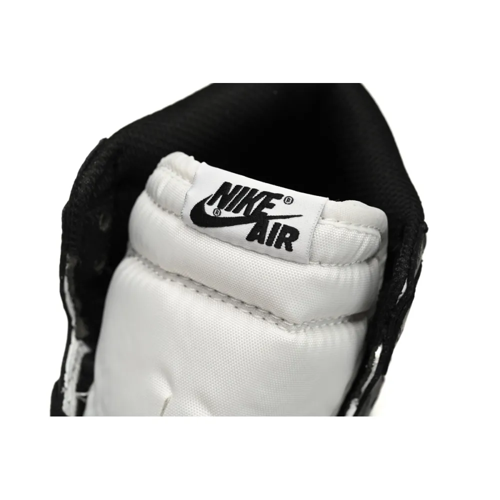 Air Jordan 1 Retro Black White (2014)  555088-010