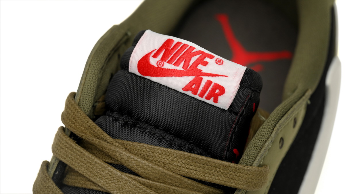  Air Jordan 1 Low OG "Black Olive" x Travis Scott DM7866-002