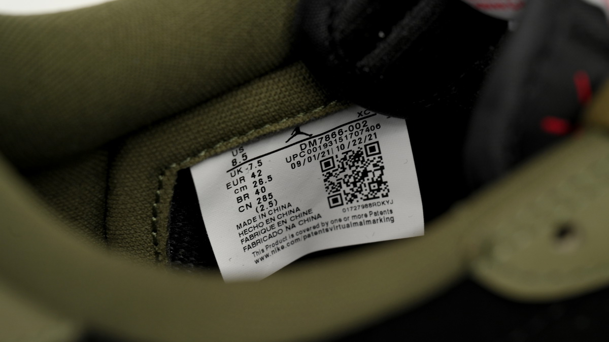  Air Jordan 1 Low OG "Black Olive" x Travis Scott DM7866-002