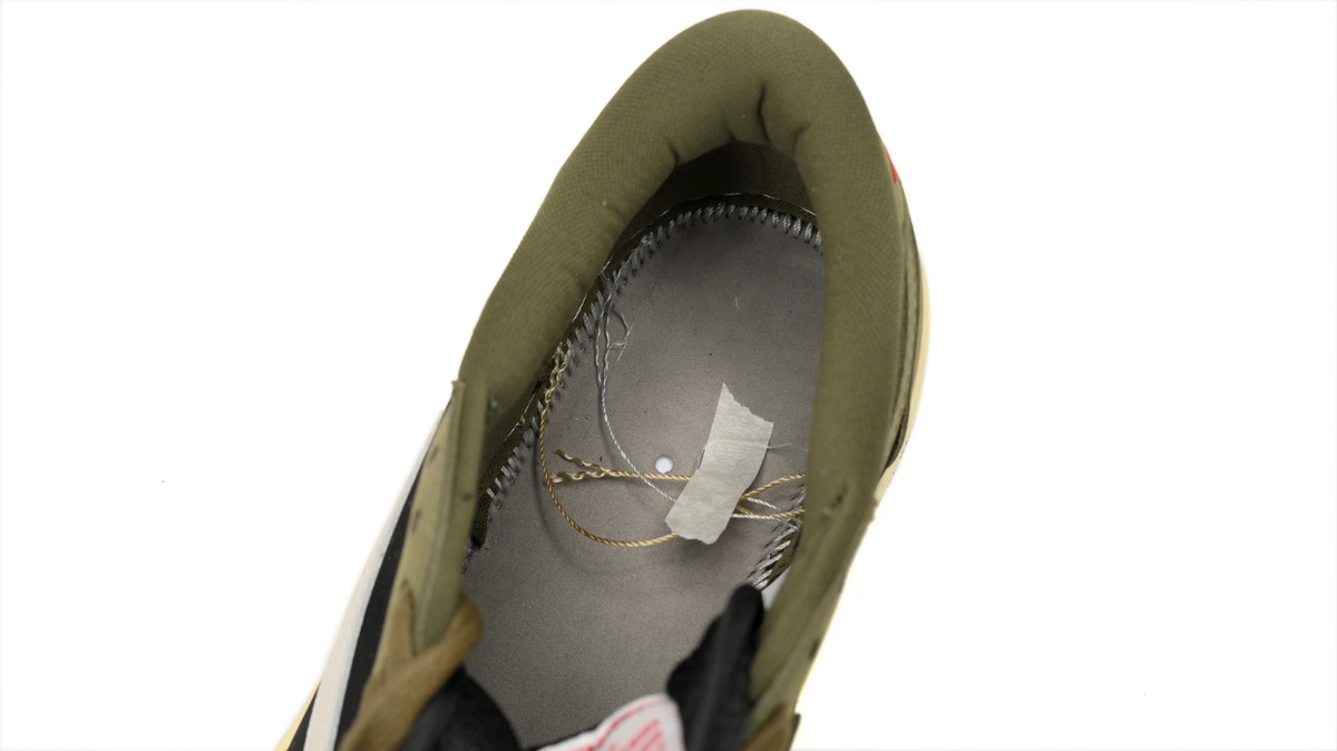  Air Jordan 1 Low OG "Black Olive" x Travis Scott DM7866-002