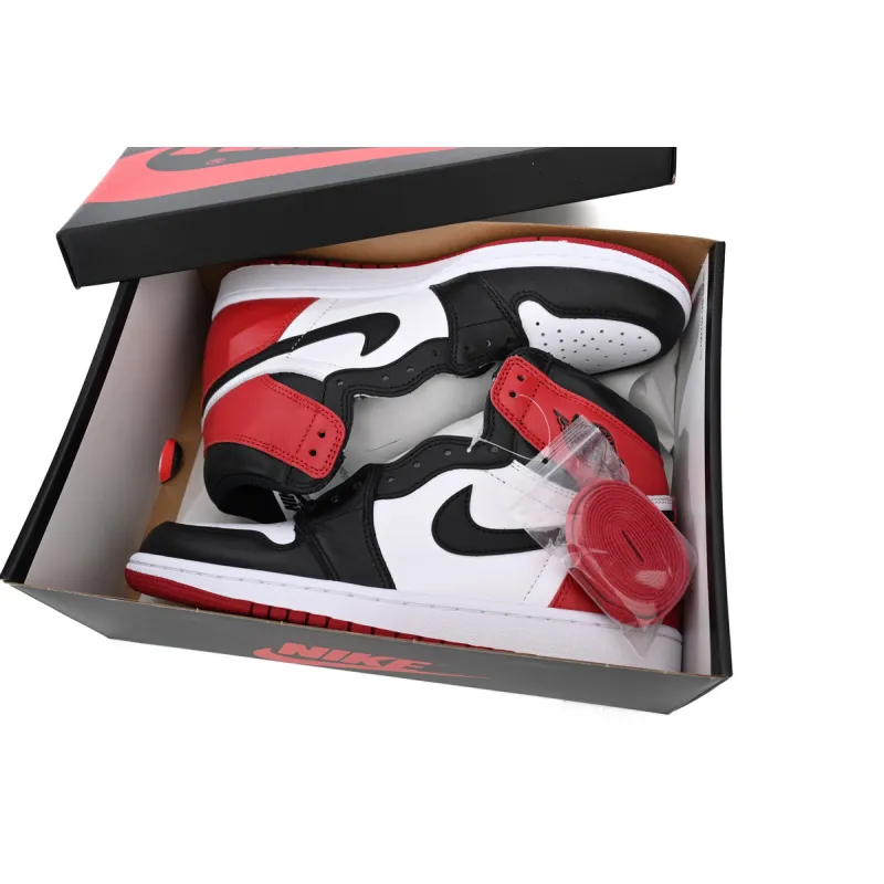 Air Jordan 1 Retro Black Toe (2016) 555088-125