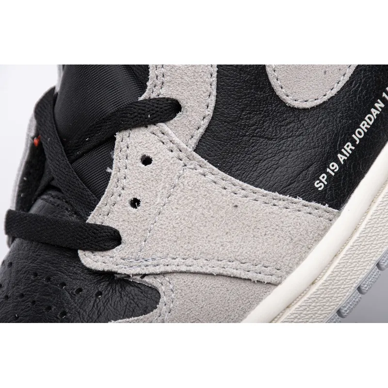 Air Jordan 1 Retro High Neutral Grey Hyper Crimson  555088-018 
