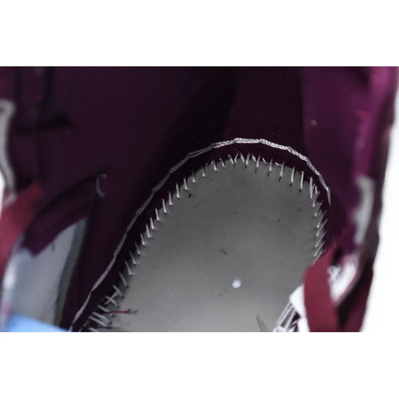 Air Jordan 1 Retro High OG Bordeaux  555088-611 
