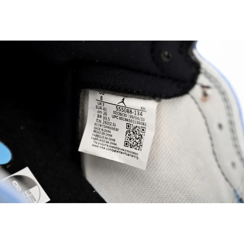 Air Jordan 1 Retro High OG University Blue 555088-134