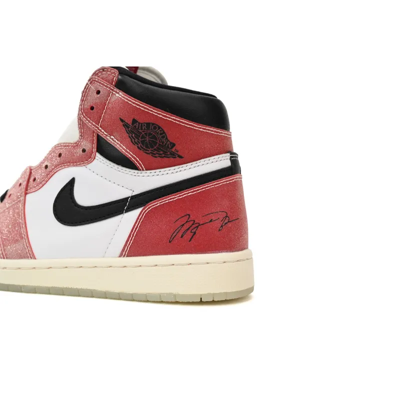 Air Jordan 1 Retro High Trophy Room Chicago (Friends and Family)  DA2728-100 