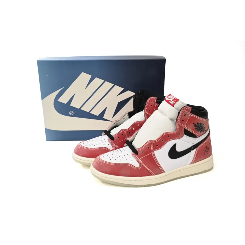 Air Jordan 1 Retro High Trophy Room Chicago (Friends and Family)  DA2728-100 