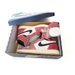 Air Jordan 1 Retro High Trophy Room Chicago (Friends and Family)  DA2728-100 