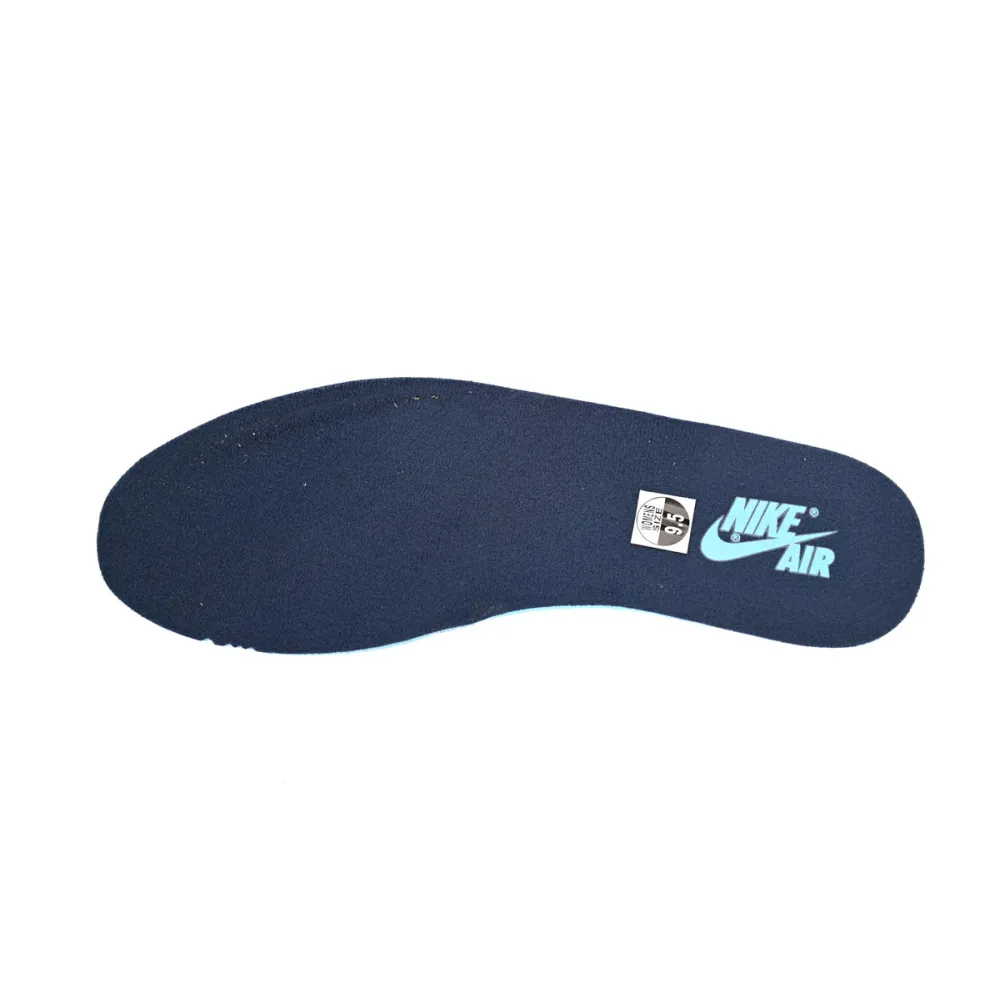 Air Jordan 1 Retro High UNC Patent (Women's)  CD0461-401
