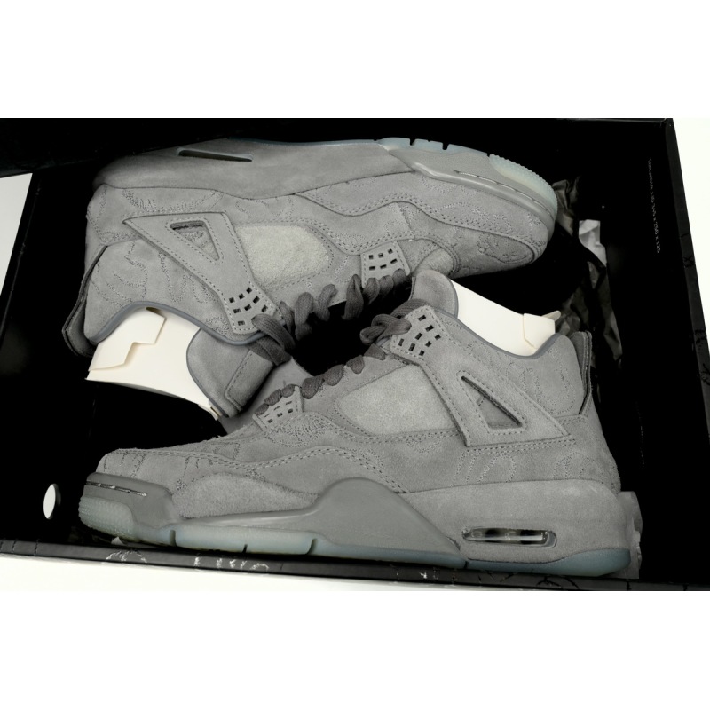 Air Jordan 4 Retro Kaws  930155-003