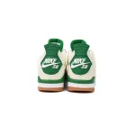 Air Jordan 4 Retro SB Pine Green  DR5415-103