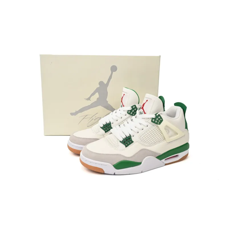 Air Jordan 4 Retro SB Pine Green  DR5415-103