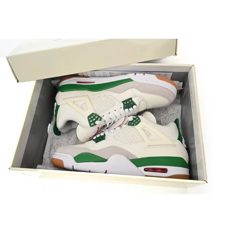 Air Jordan 4 Retro SB Pine Green  DR5415-103