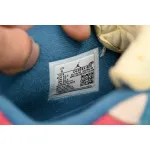 Air Jordan 4 Retro Union Guava Ice  DC9533-800