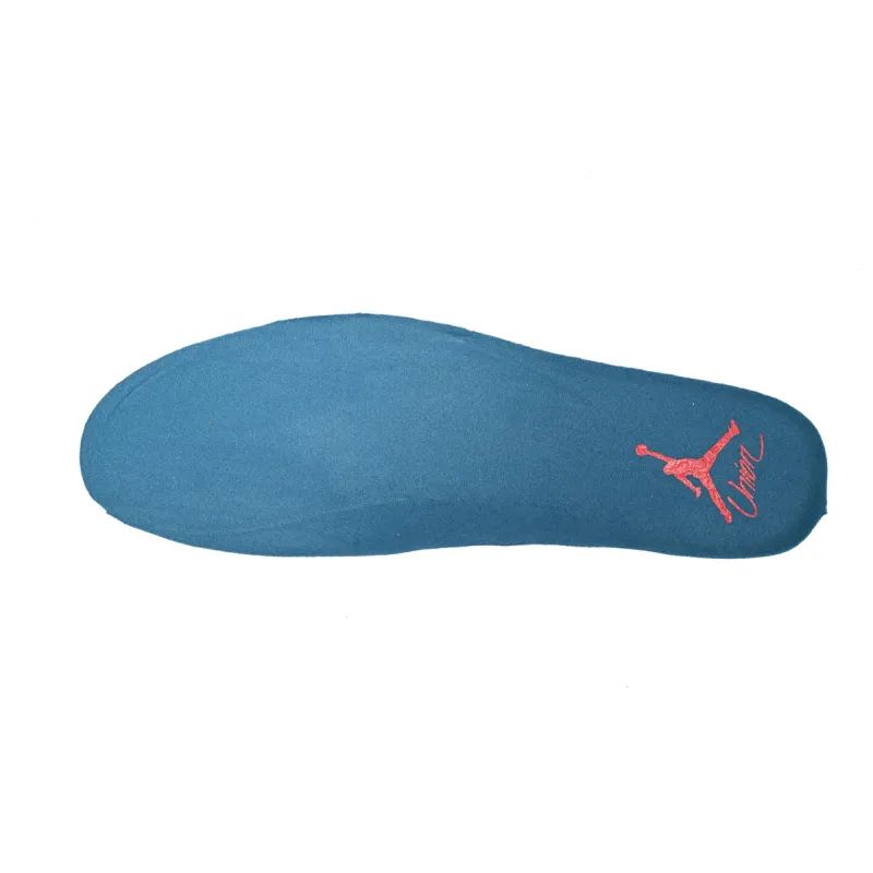 Air Jordan 4 Retro Union Guava Ice  DC9533-800