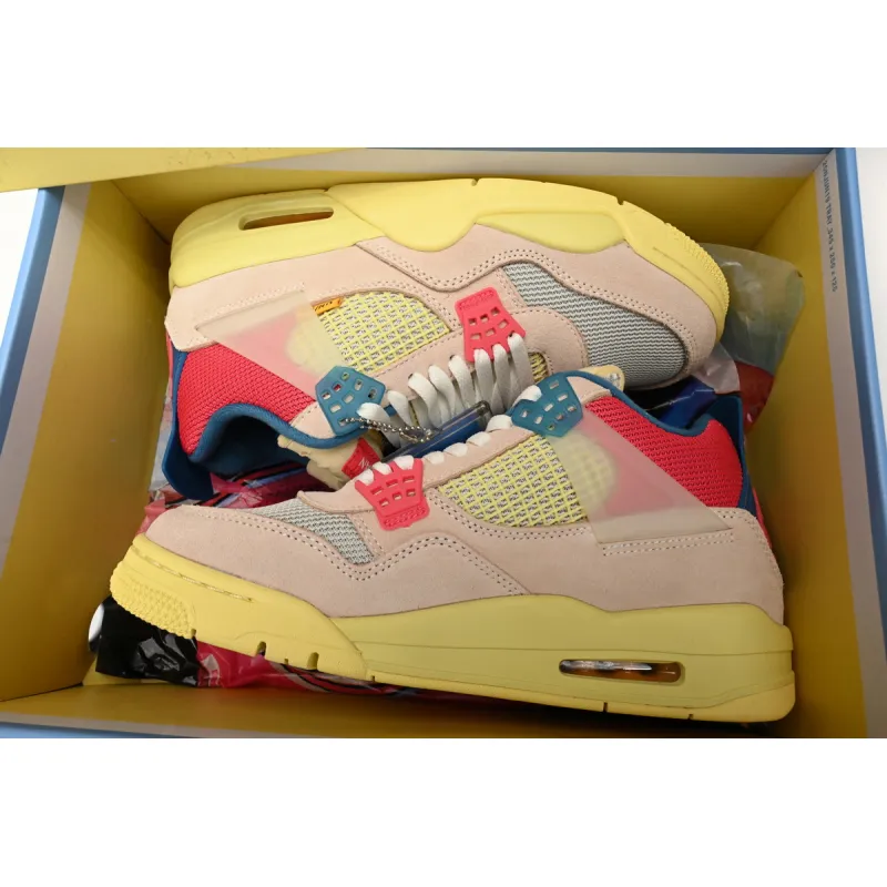 Air Jordan 4 Retro Union Guava Ice  DC9533-800
