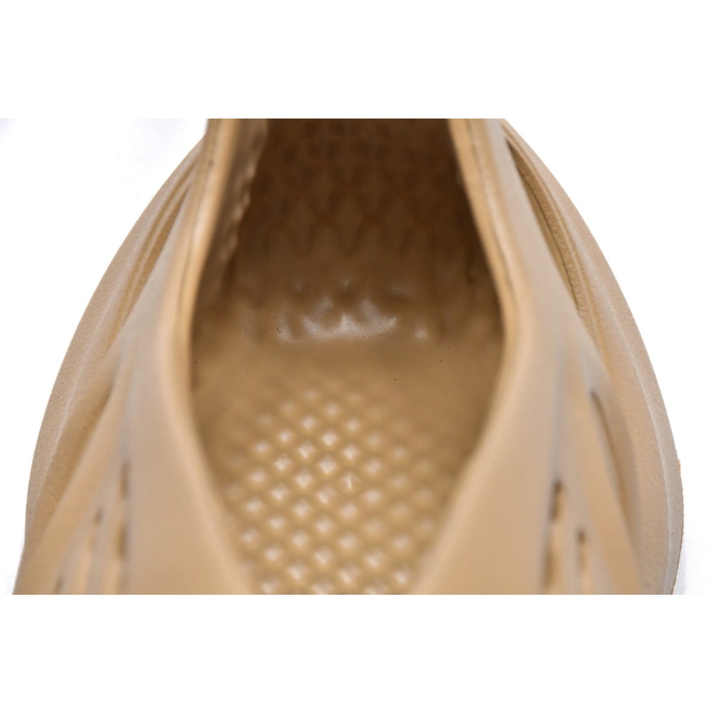 Adidas Yeezy Foam RNNR Ochre  GW3354 