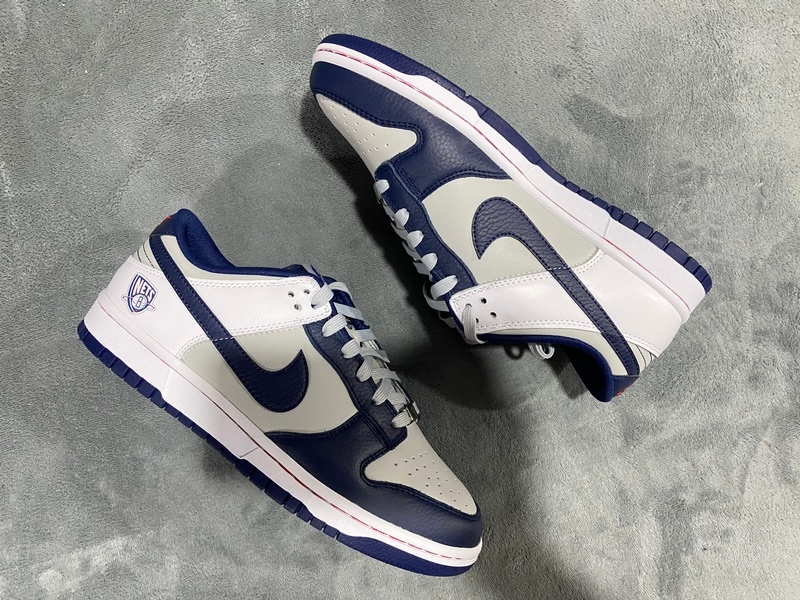 Nike Dunk Low EMB NBA 75th Anniversary Brooklyn Nets DD3363-001