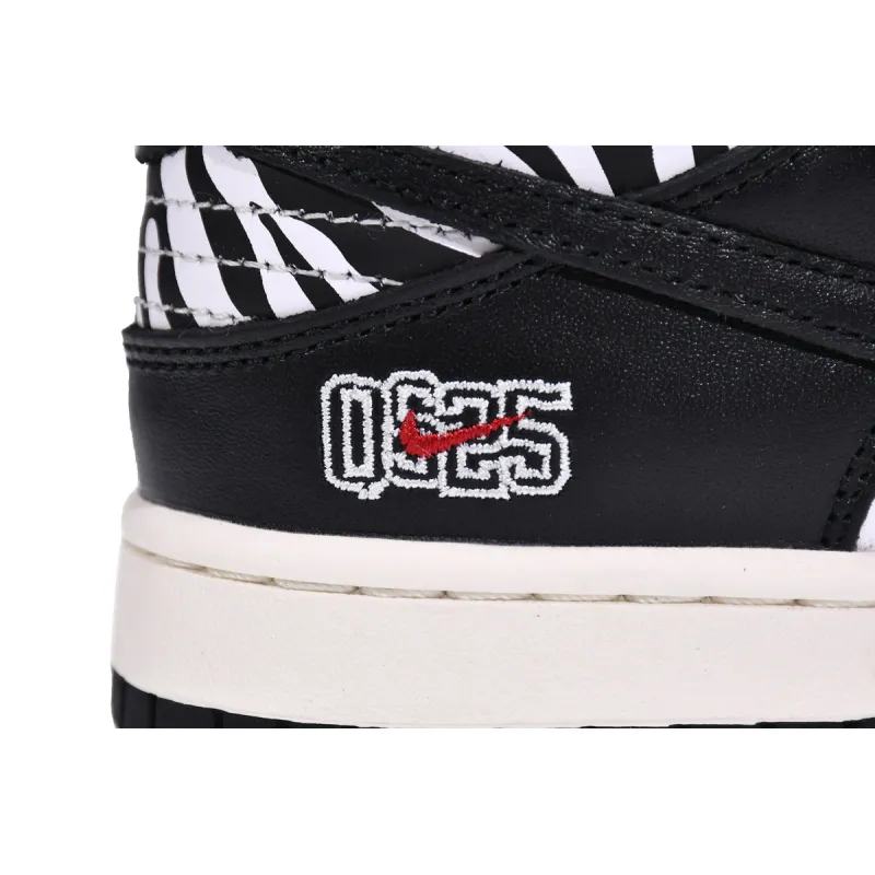 Nike SB Dunk Low OG QS Quartersnacks Zebra  DM3510-001 