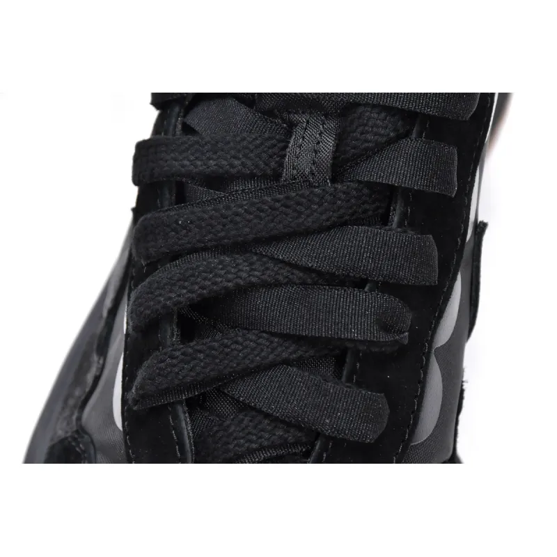 Nike Vaporwaffle sacai Black Gum  DD1875-001