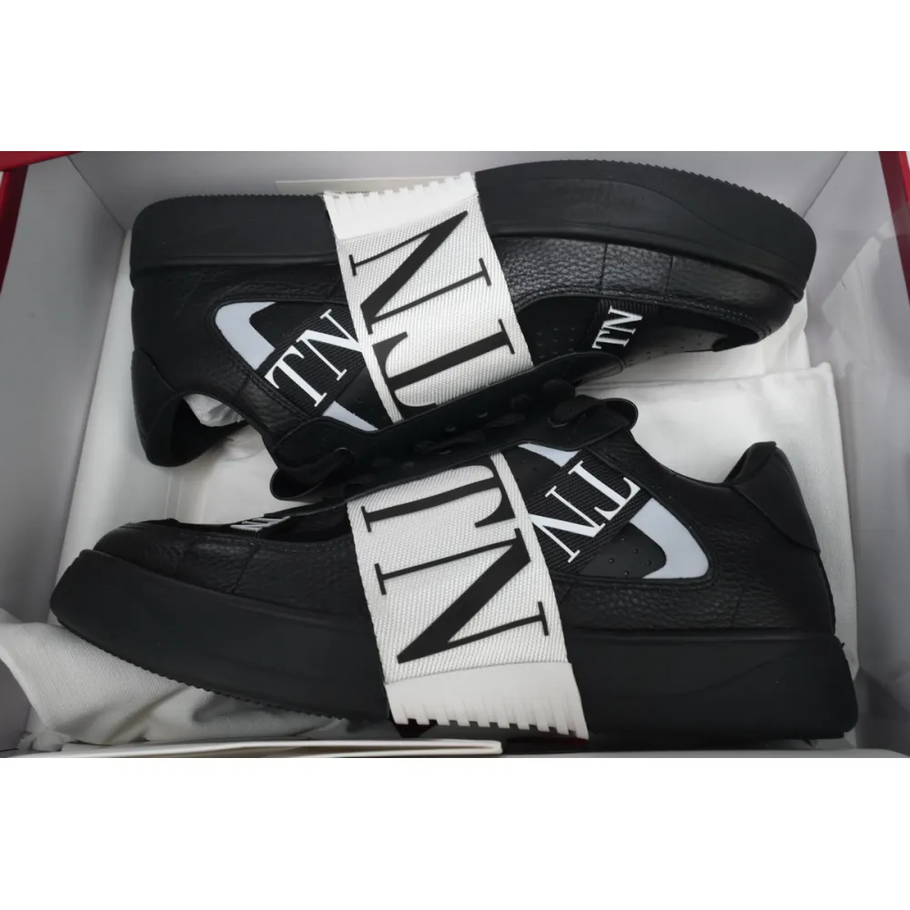  Valentino Garavani VL7N Low Sneakers Black