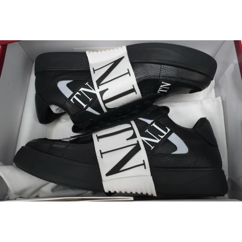 Valentino Garavani VL7N Low Sneakers Black