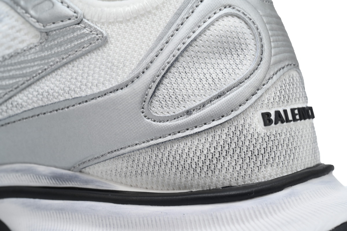 Balenciaga Circuit Sneaker 'Worn-Out - White Silver'3  793944 WFLGY 9100
