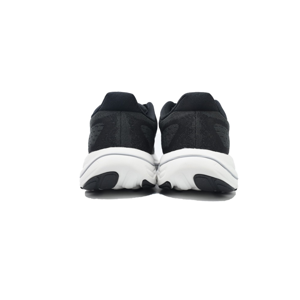Fresh Foam X Vongo v6 'Black and White'  MVNGOLK6 