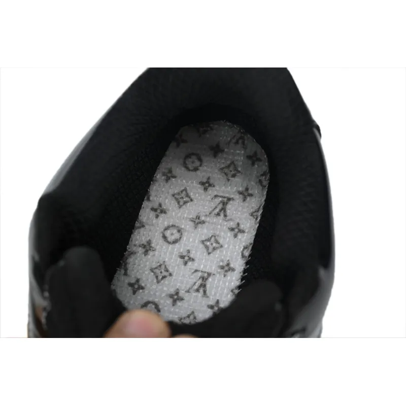 LOUIS VUITTON Discovery Lace Up Black and White Silver