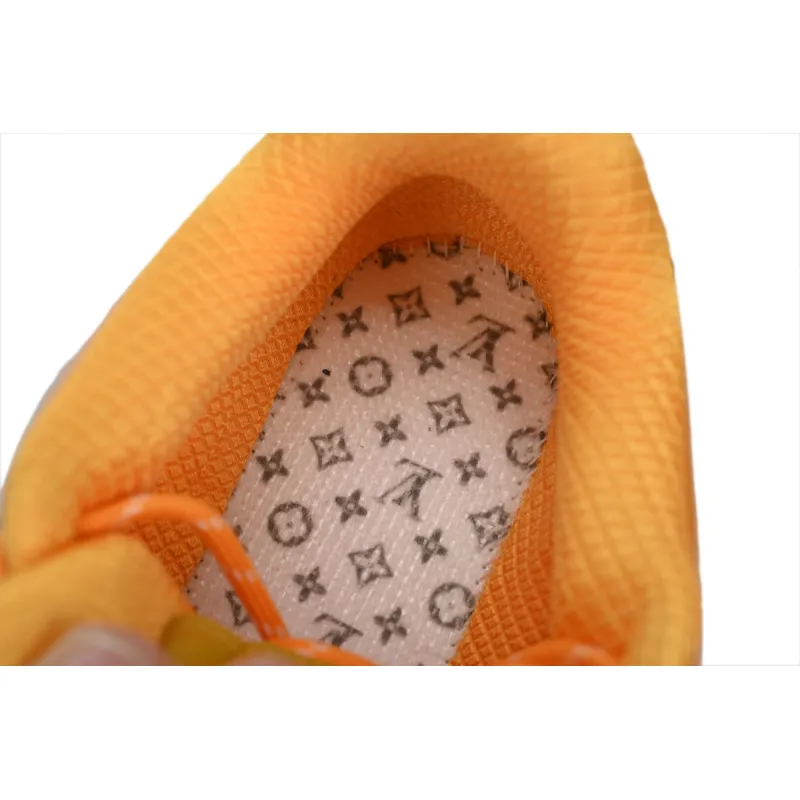 LOUIS VUITTON Discovery Lace Up Golden  