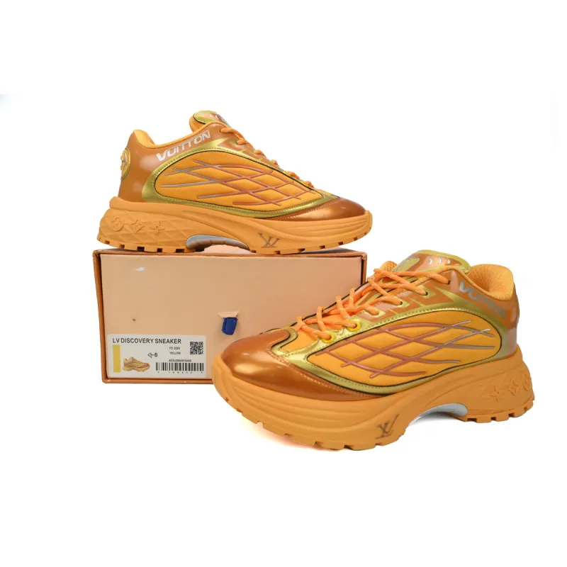 LOUIS VUITTON Discovery Lace Up Golden  