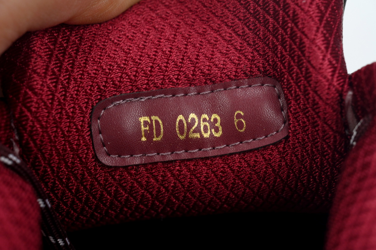 LOUIS VUITTON Discovery Lace Up Wine Red