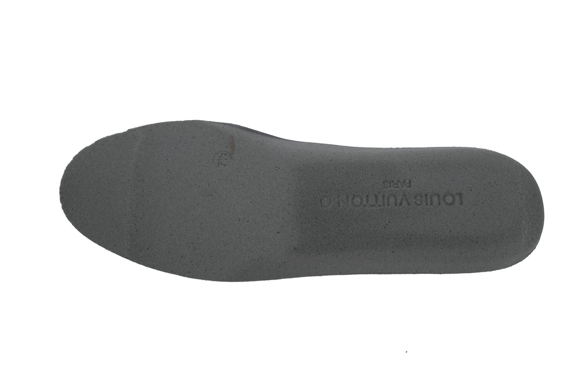 LOUIS VUITTON Discovery Lace Up Wine Red