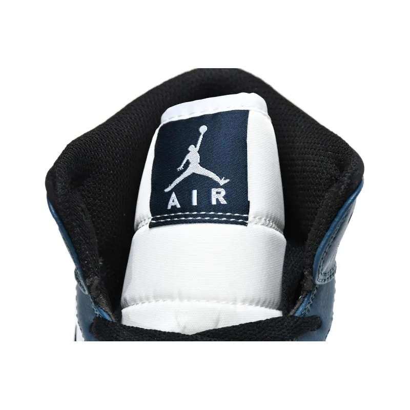 Air Jordan 1 Mid Armory Navy  554724-411
