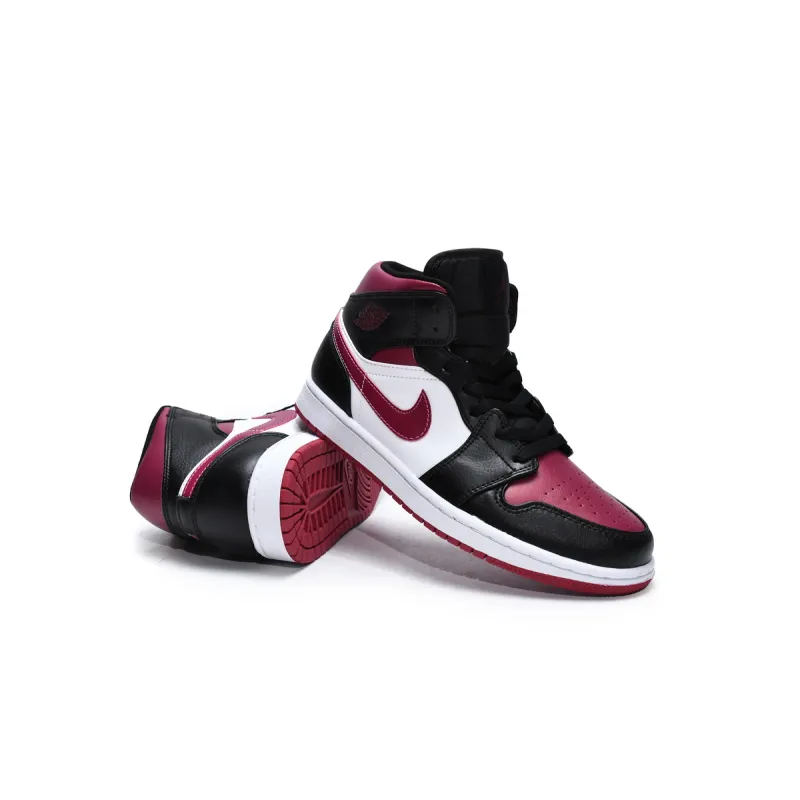 Air Jordan 1 Mid Bred Toe  554724-066
